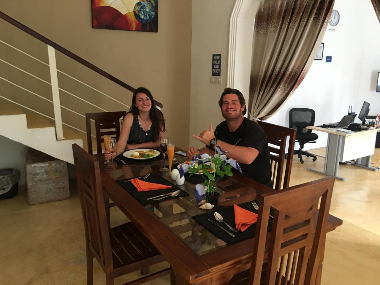 Like Mike Tourist Guest House & Restaurant Negombo Luaran gambar