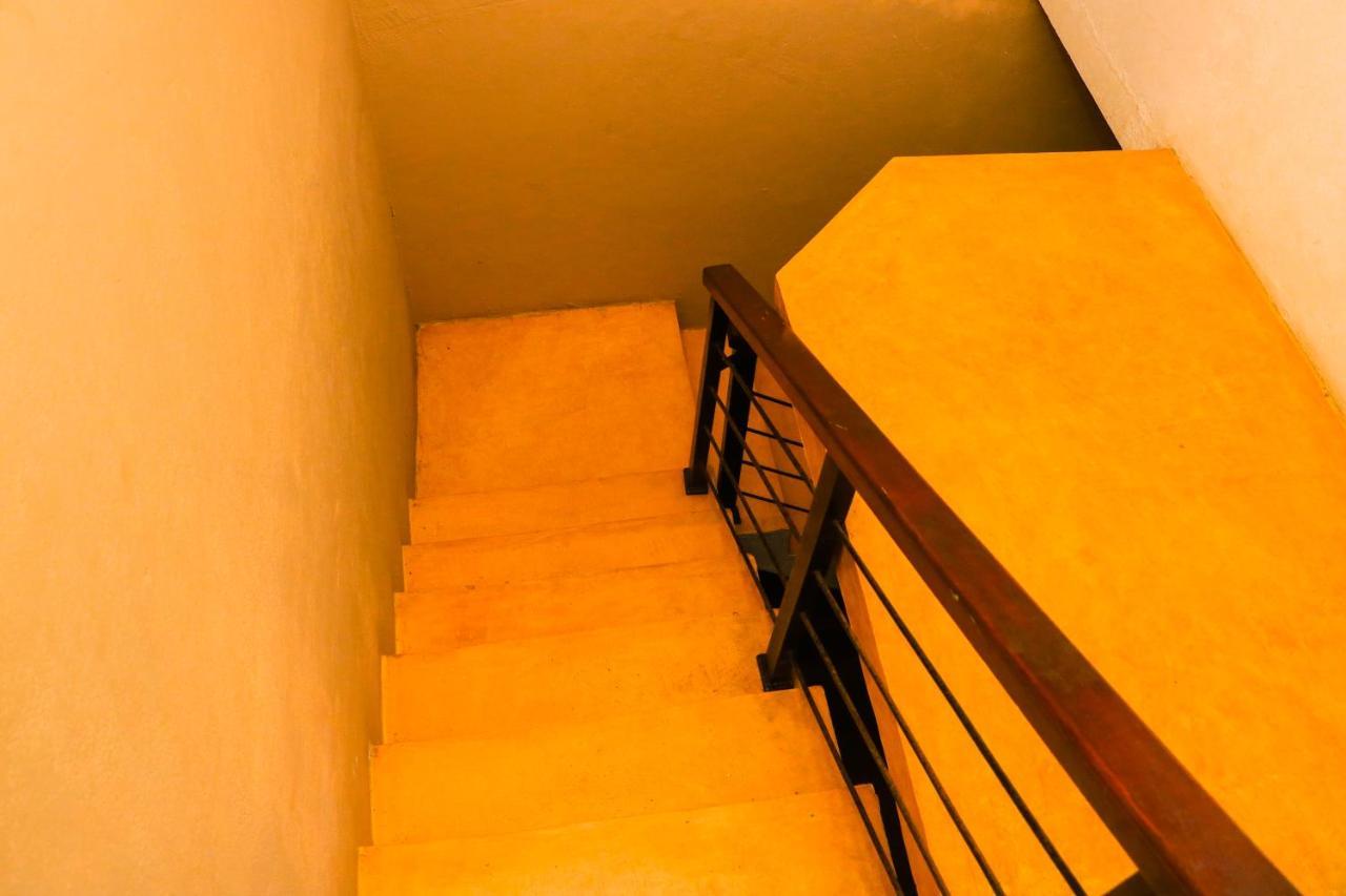 Like Mike Tourist Guest House & Restaurant Negombo Luaran gambar